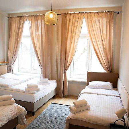 Hotelik Relax H360 Łódź Exterior foto